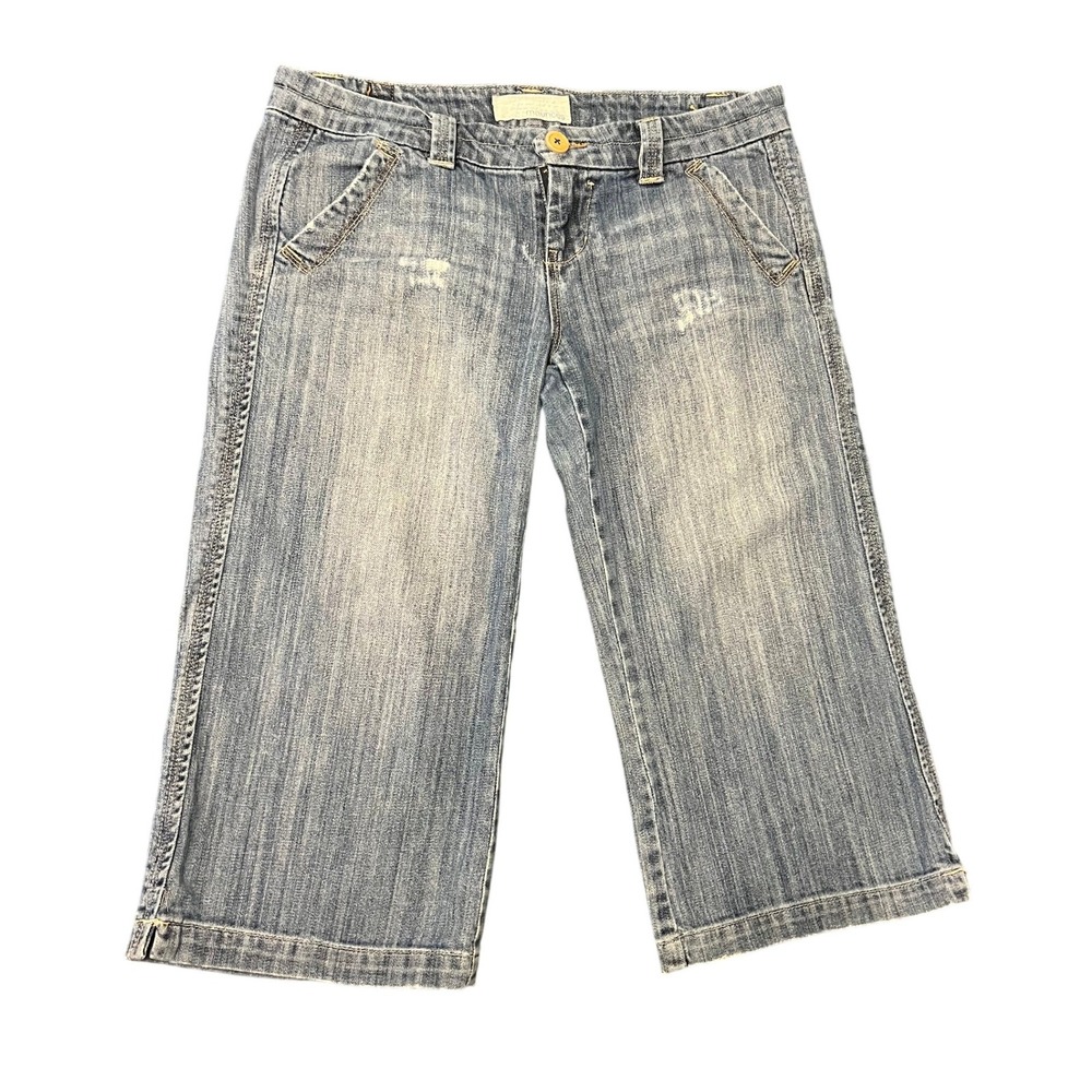 Maurices Capri Jeans Womens 9/10 Blue Distressed Wide Leg 1626